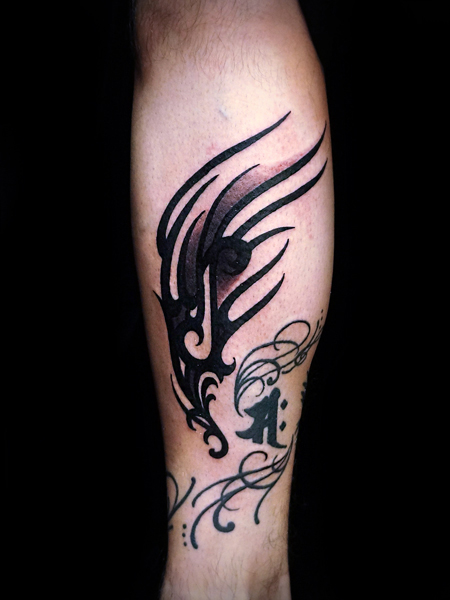 gCo ^gD[fUC tribal tattoo